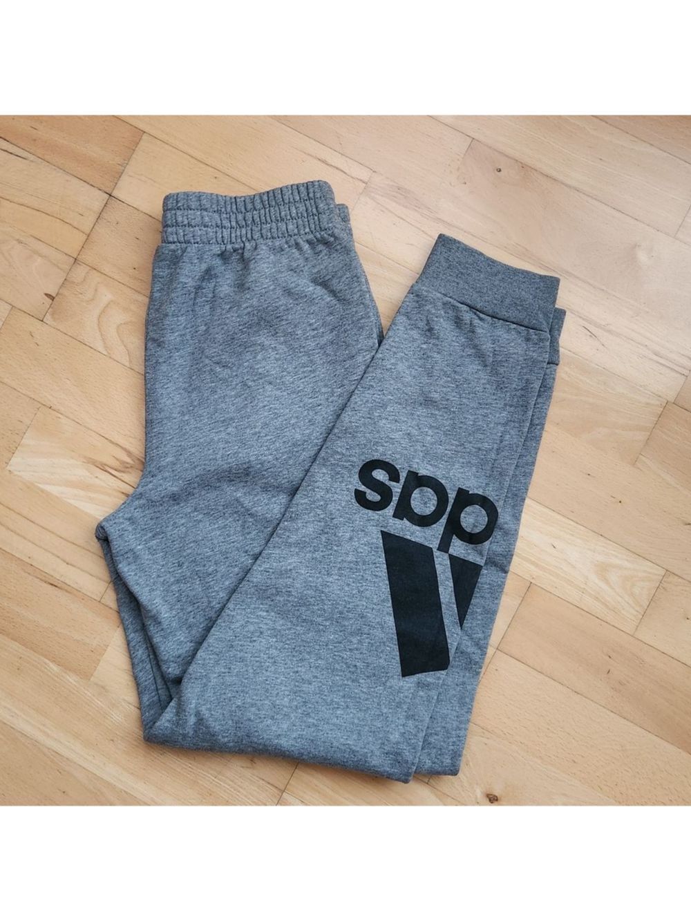 Adidas Kids'/Boys' Grey Logo Jogger Sweatpants W/ Pockets, Large (10/12)